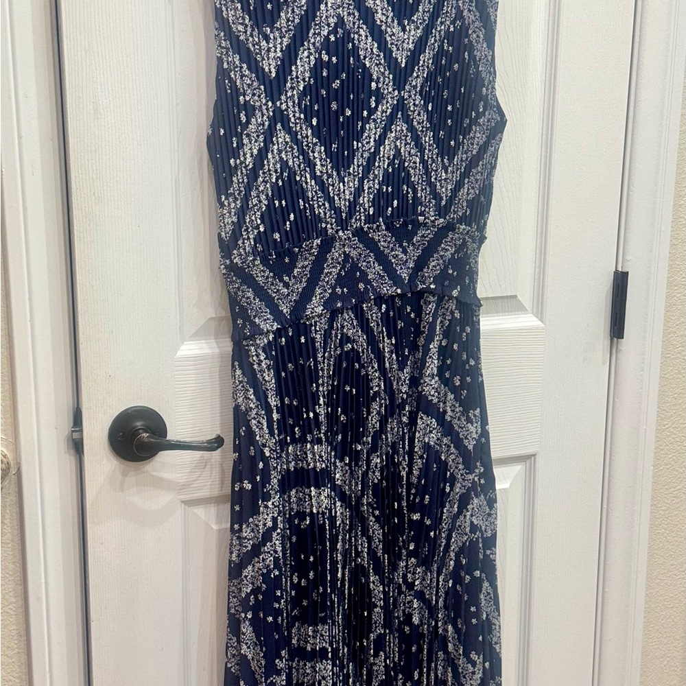 Navy and White Geometric Patterned Dress NWOT Sz 14